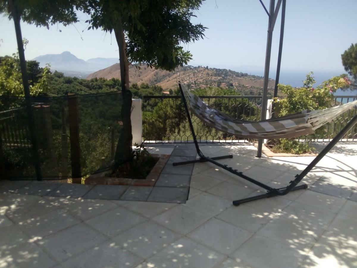 Incantevole Villa Con Vista Mozzafiato Cefalu Exterior photo